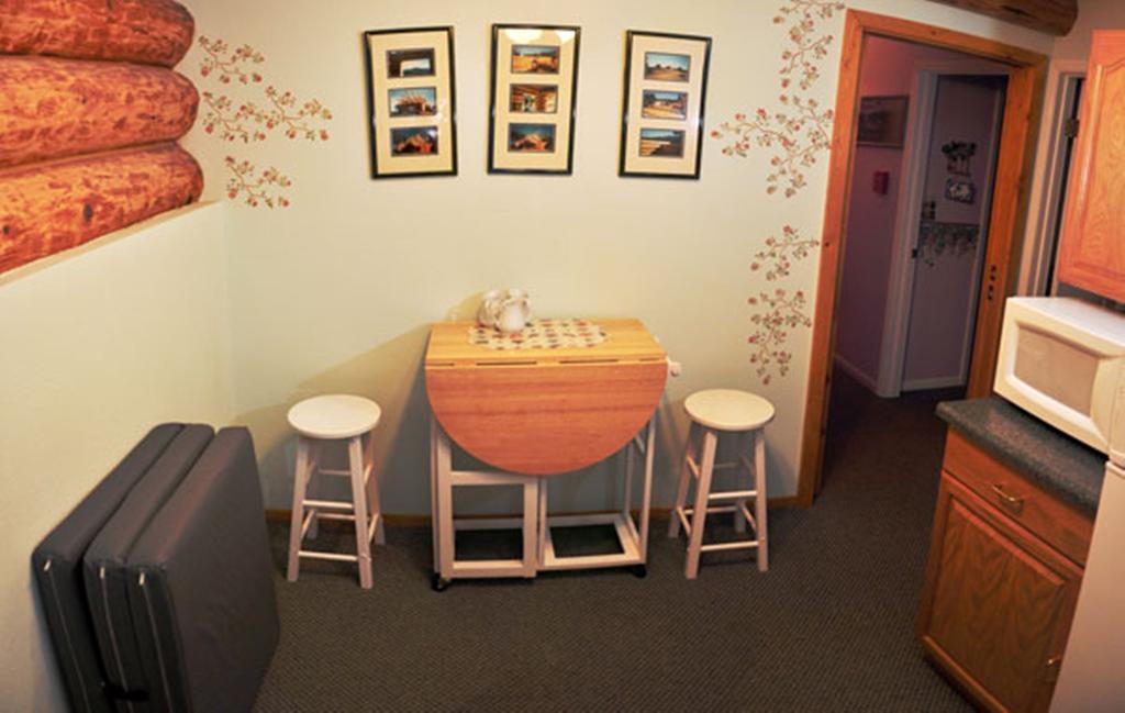 Nature'S Inn Bed And Breakfast Ahwahnee Δωμάτιο φωτογραφία